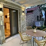 Ferienhaus Stone House Maria *